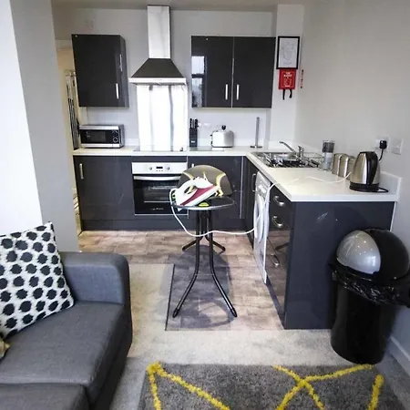 Stayzo Spacious Self-catering Accommodation-3