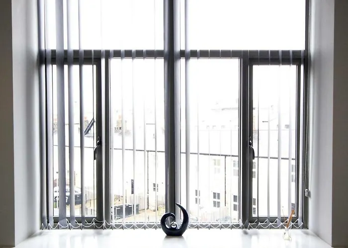 Stayzo Spacious Self-catering Accommodation-3 Apartment